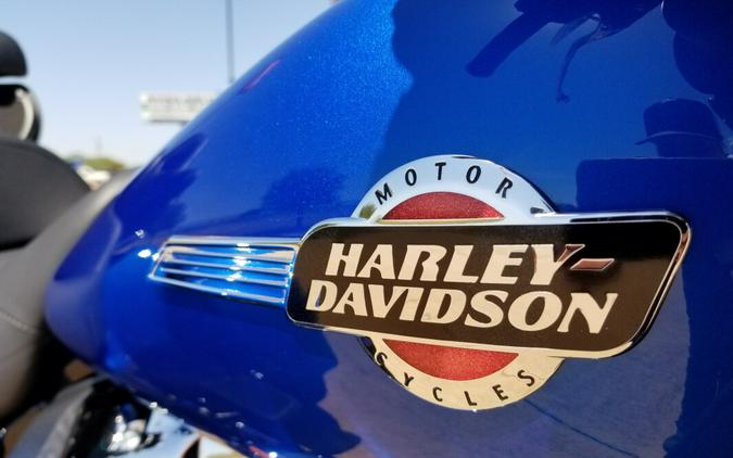 2024 Harley-Davidson Tri Glide Ultra Blue Burst