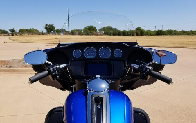 2024 Harley-Davidson Tri Glide Ultra Blue Burst