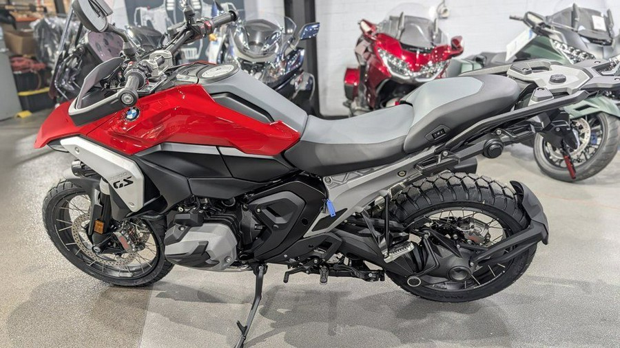 2026 BMW R 1300 GS Racing Red
