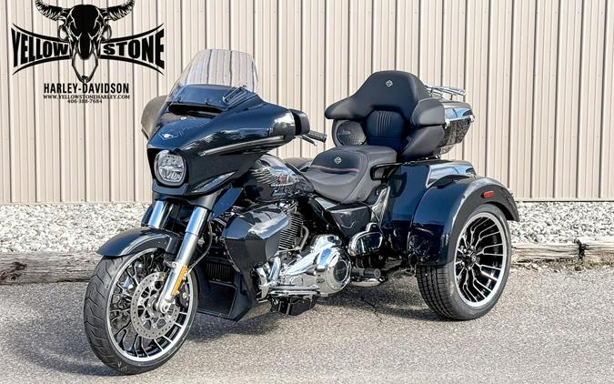 2026 Harley-Davidson® Street Glide 3 Limited Midnight Ember Chrome Trim