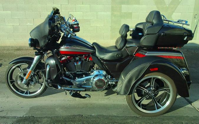 2020 Harley-Davidson Trike FLHTCUTGSE - CVO Tri Glide