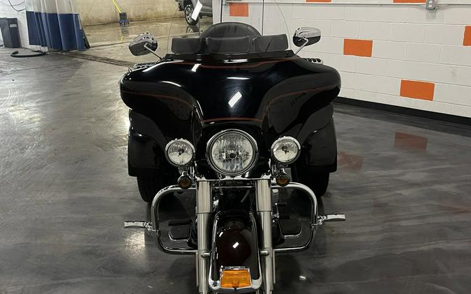 2011 HARLEY DAVIDSON TRI GLIDE