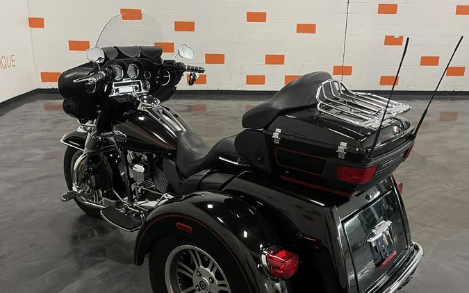 2011 HARLEY DAVIDSON TRI GLIDE