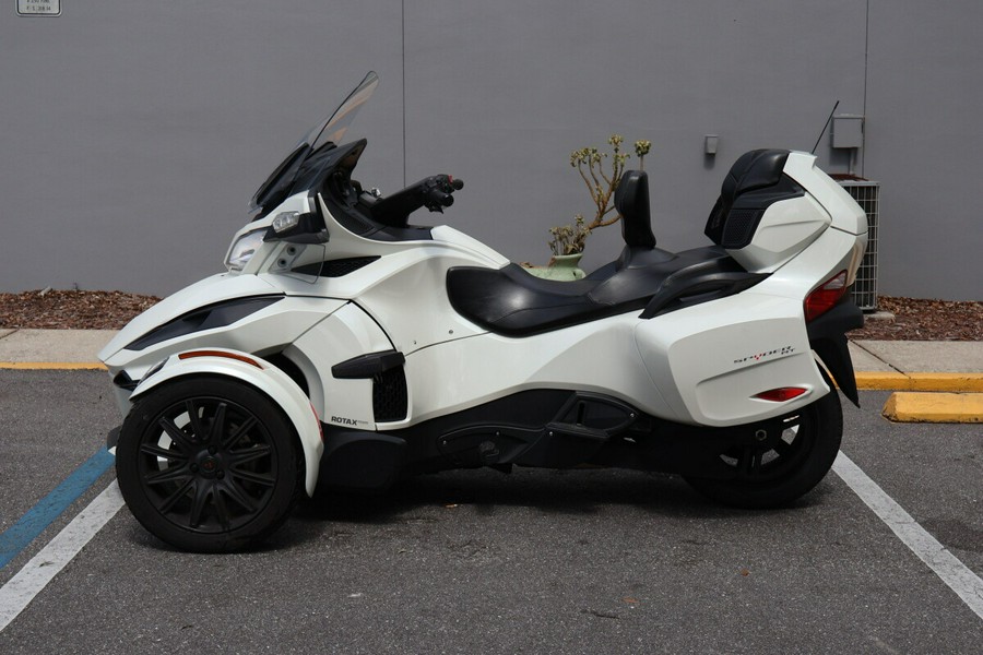 2019 Can-am 2019 CAN AM SPYDER RT SE6