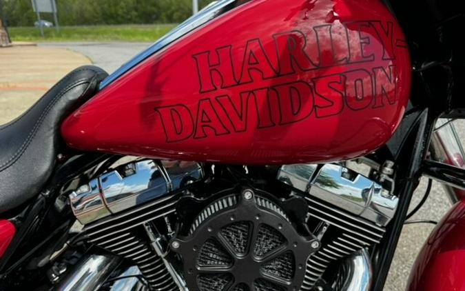 2012 Harley-Davidson Street Glide Red