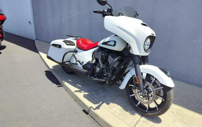 2019 Indian Motorcycle® Chieftain Dark Horse® White Smoke