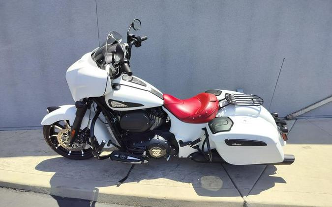 2019 Indian Motorcycle® Chieftain Dark Horse® White Smoke