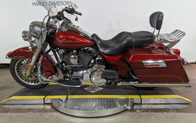 2009 Harley-Davidson Road King® Red Hot Sunglo