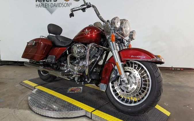 2009 Harley-Davidson Road King® Red Hot Sunglo