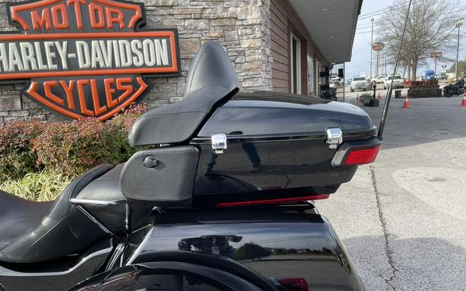 2022 Harley-Davidson® FLHTCUTG - Tri Glide® Ultra