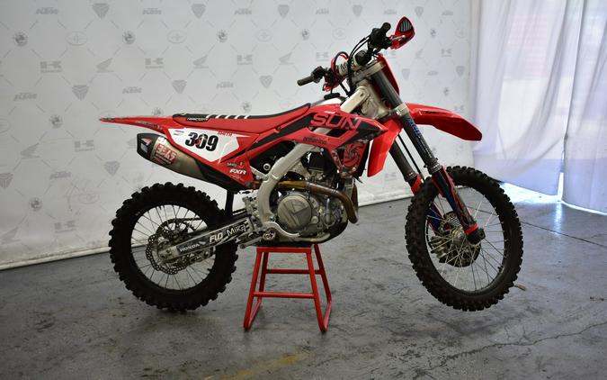 2022 CRF® 450R - Honda