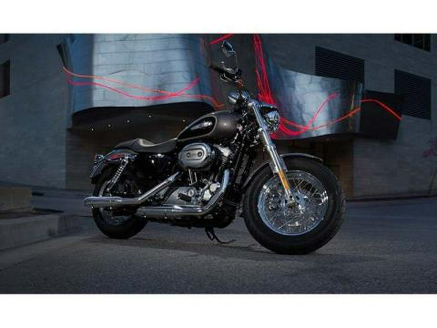 2014 Harley-Davidson 1200 Custom