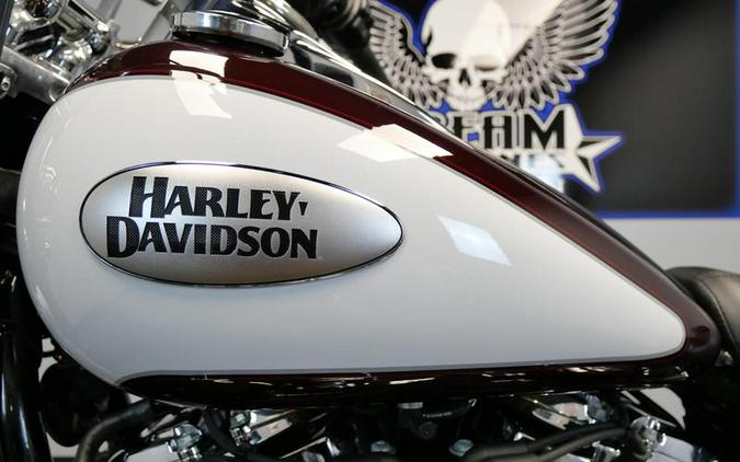 2021 Harley-Davidson® FLHC - Heritage Classic