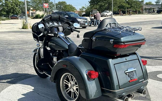 2020 Harley-Davidson Trike FLHTCUTG - Tri Glide Ultra