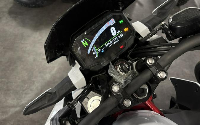 2026 Kawasaki Z500 SE ABS