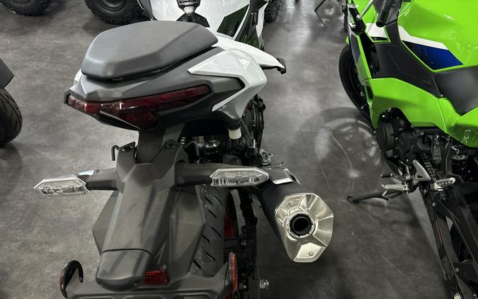 2026 Kawasaki Z500 SE ABS