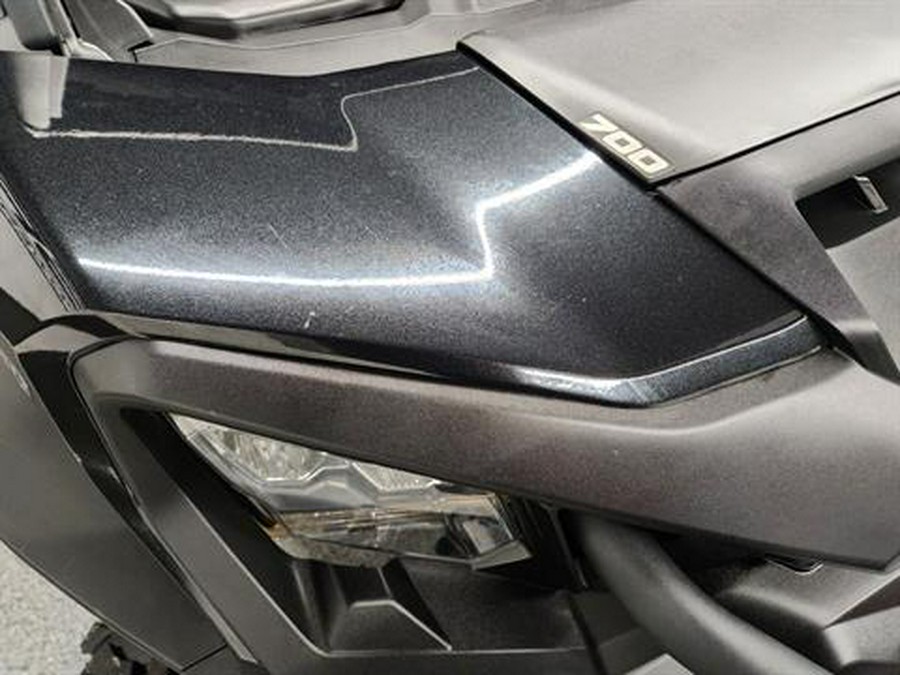 2025 Can-Am Commander XT 700