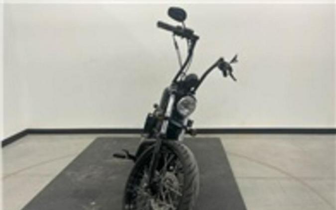 2009 Harley-Davidson® XL883N - Sportster® Iron 833™