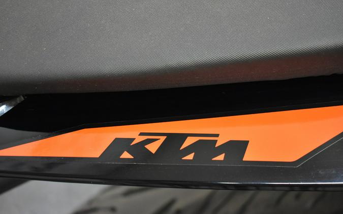2022 Duke 200 - KTM