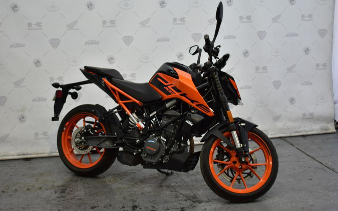 2022 Duke 200 - KTM