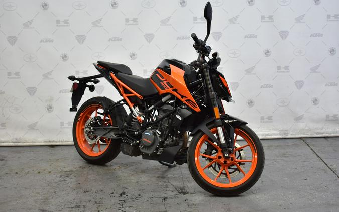 2022 Duke 200 - KTM