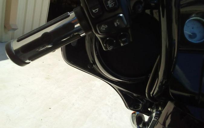 2016 Harley-Davidson FLHXS - Street Glide Special