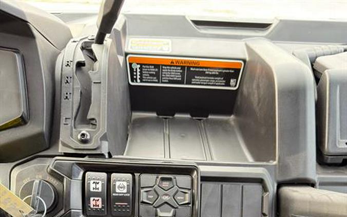 2026 Can-Am Defender PRO XT
