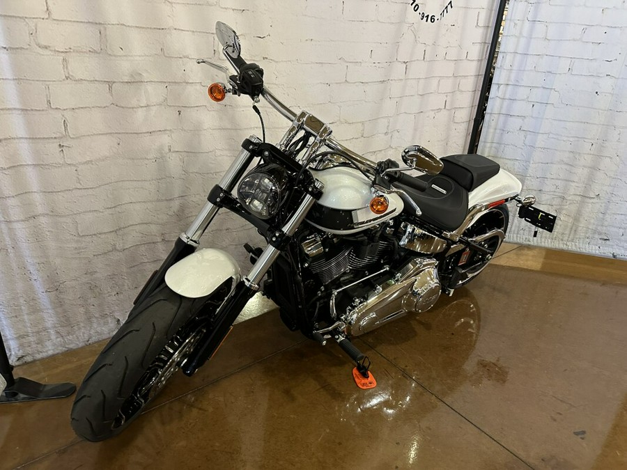 2024 Harley-Davidson Breakout 117 FXBR White Onyx Pearl