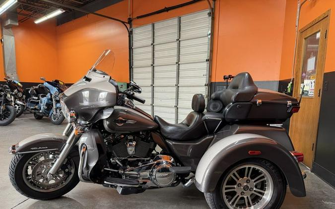 2023 Harley-Davidson Trike FLHTCUTG - Tri Glide Ultra