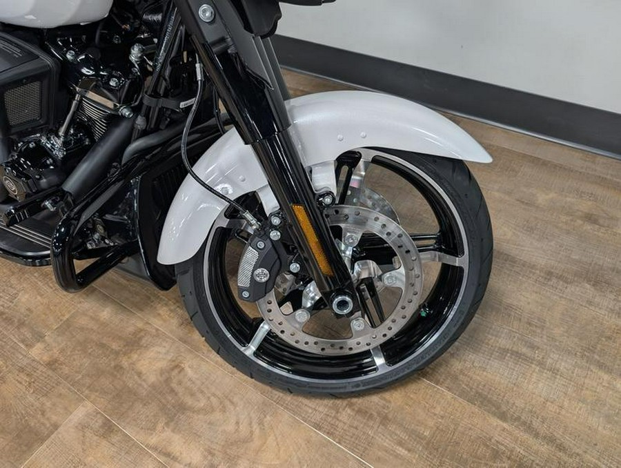 2025 Harley-Davidson® FLHX - Street Glide®