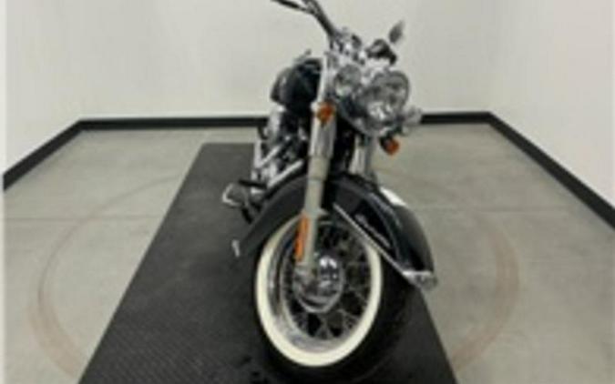 2010 Harley-Davidson® FLSTN - Softail® Deluxe