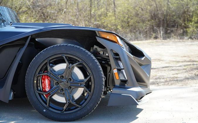 2026 Polaris Slingshot® R Manual