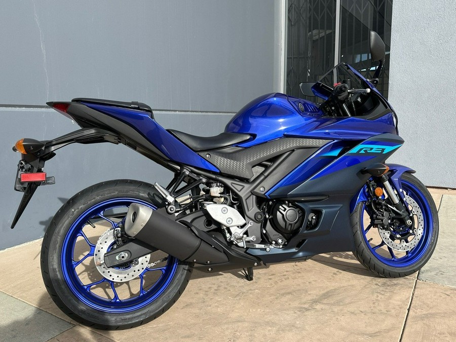 2024 Yamaha YZF-R3 ABS