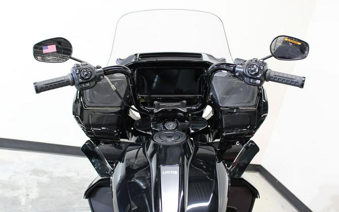 2026 Harley-Davidson® FLTRXL - Road Glide® Limited