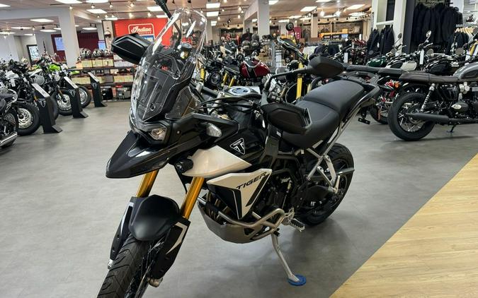 2024 Triumph Tiger 900 Rally Pro Carbon Black / Sapphire Black