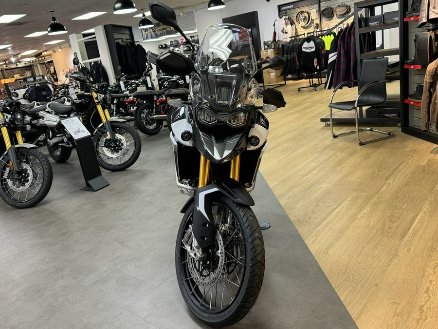 2024 Triumph Tiger 900 Rally Pro Carbon Black / Sapphire Black