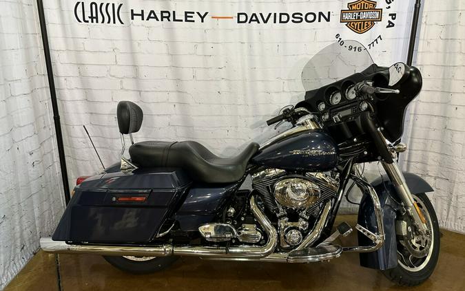 2009 Harley-Davidson Street Glide® FLHX Dark Blue Pearl