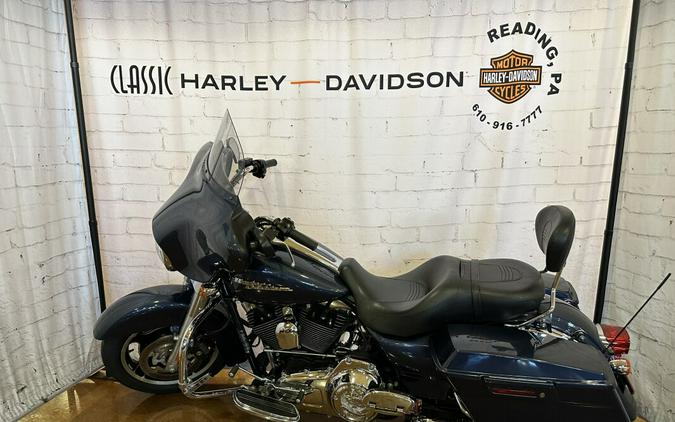 2009 Harley-Davidson Street Glide® FLHX Dark Blue Pearl