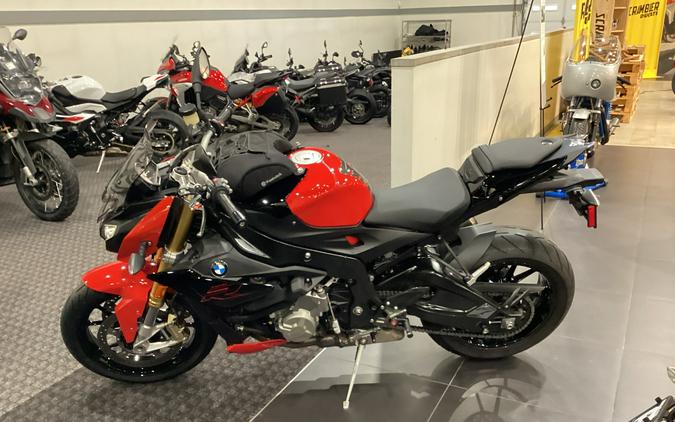 2018 BMW S 1000 R