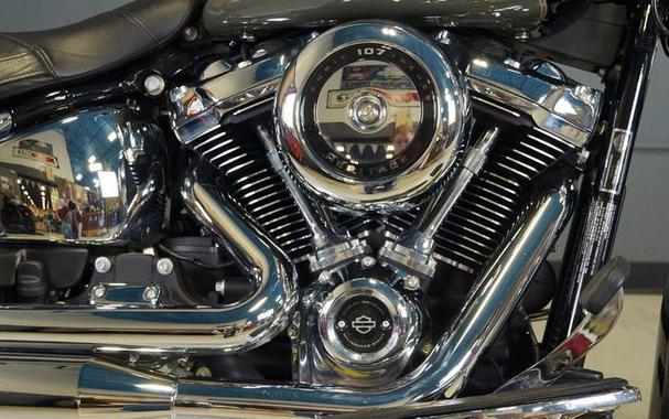 2021 Harley-Davidson® FLHC - Heritage Classic