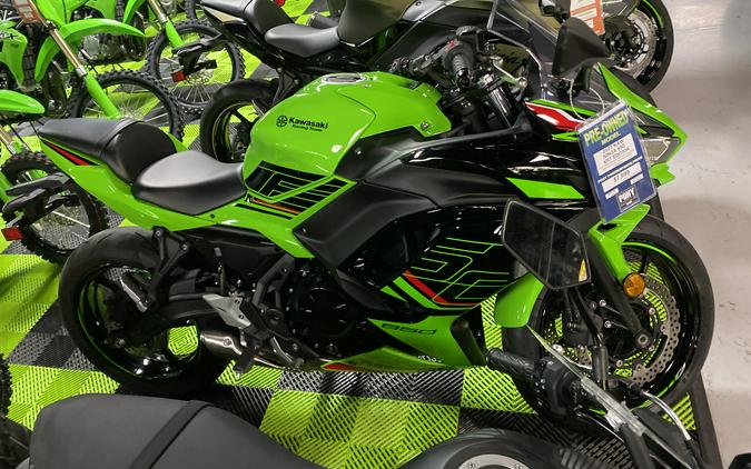 2023 Kawasaki NINJA 650 KRT EDITION