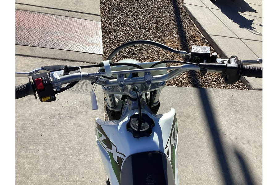 2026 Kawasaki KLX® 140R F