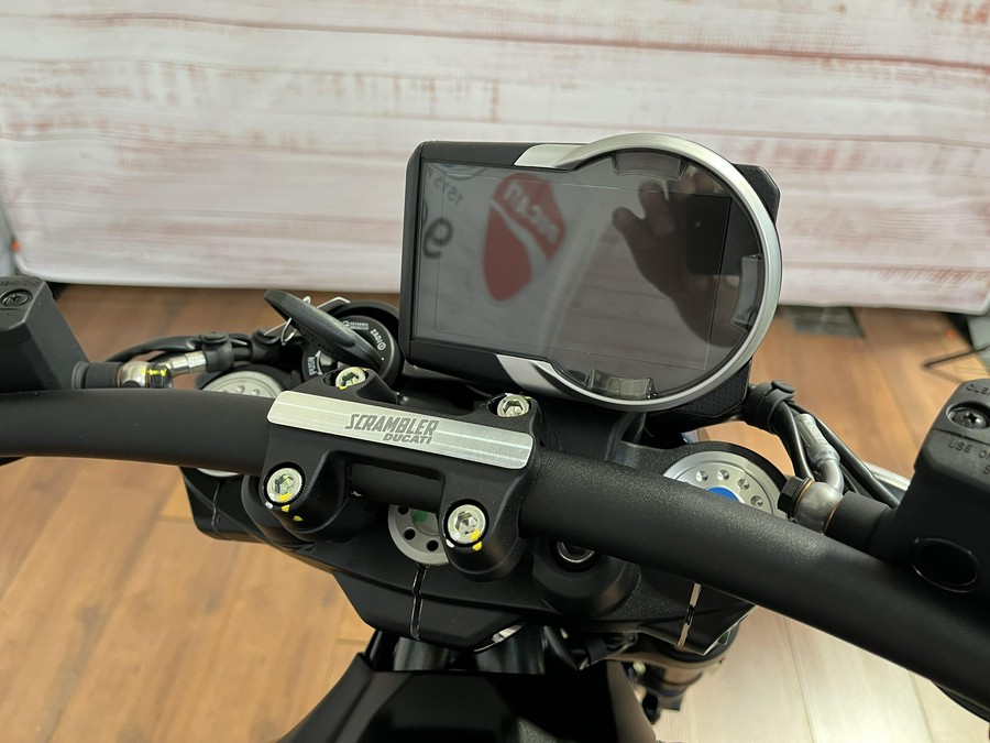 2025 Ducati SCRAMBLER NIGHTSHIFT