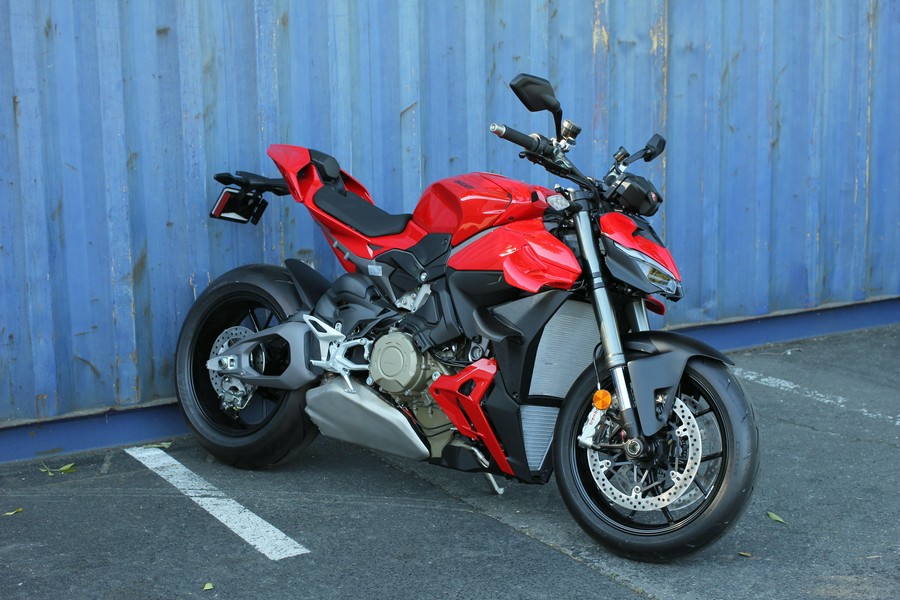 2026 Ducati Streetfighter V4