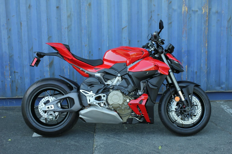 2026 Ducati Streetfighter V4