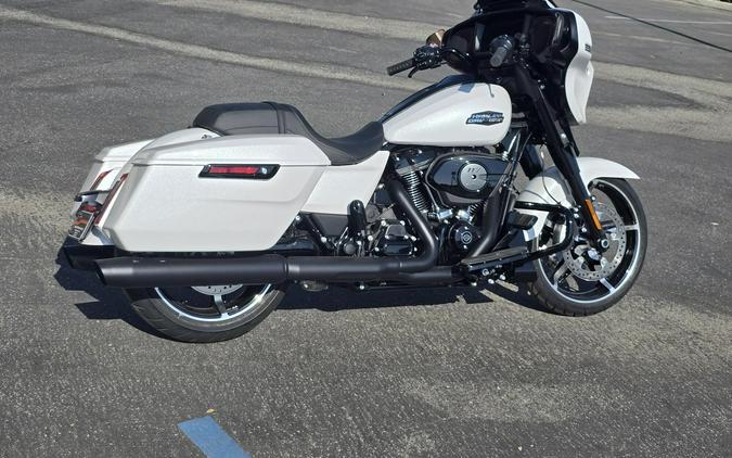 2025 Street Glide