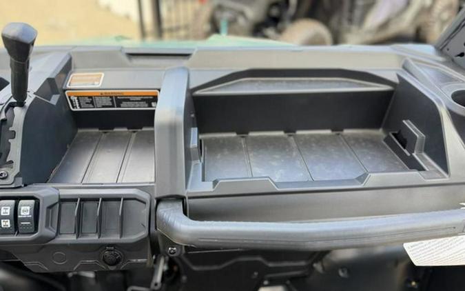 2026 Can-Am Defender HD7