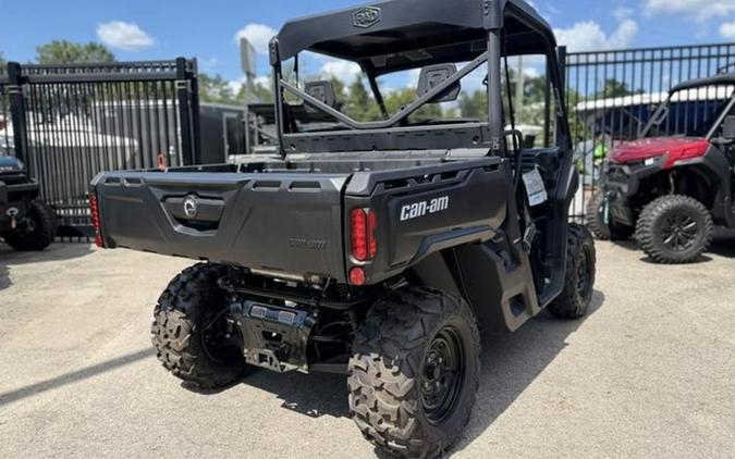 2026 Can-Am Defender HD7