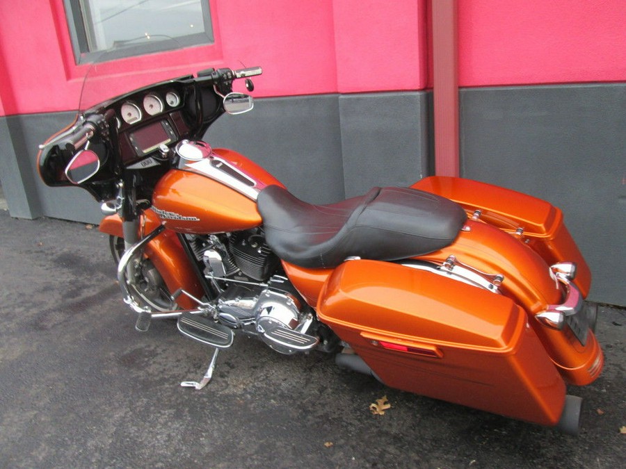 2015 Harley-Davidson® FLHXS - Street Glide® Special