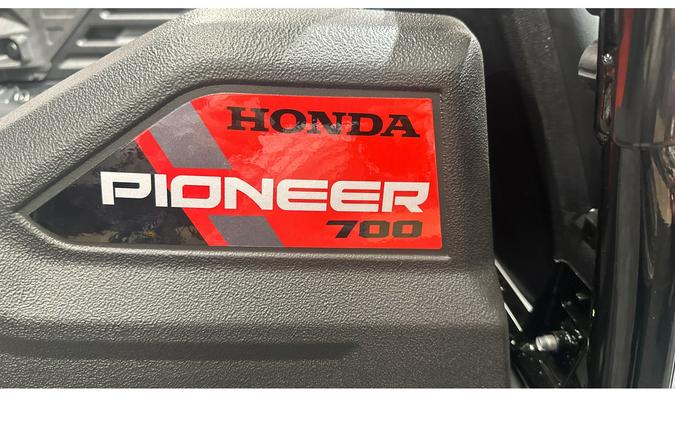2026 Pioneer 700 Deluxe - Honda